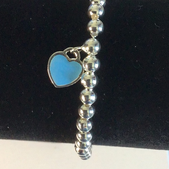 Blue Heart Silver Pearl Bracelet - Picture 3 of 10